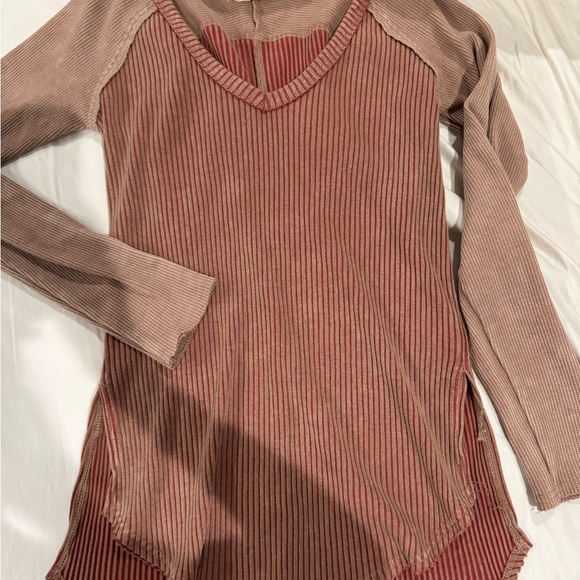 Guilded Intent  Ribbed sweater - Picture 2 of 5